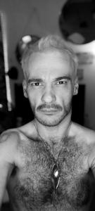 672036769: Chico busca chica en Málaga