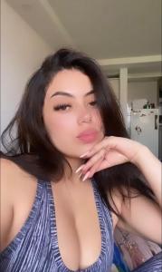 637107610: Chica busca chico en Madrid