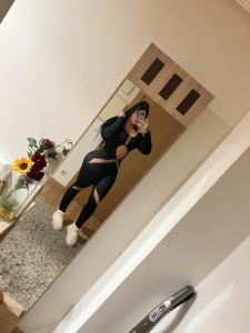 666315399: Chica busca chico en Burgos