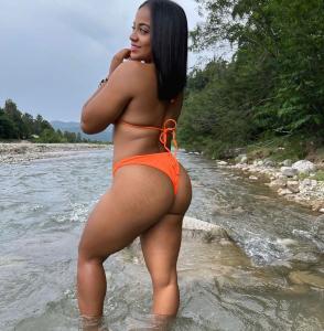 642466176: Chica busca chico en Alicante