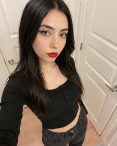 711247686: Chica busca chico en Murcia