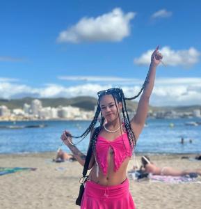 623742246: Chica busca chico en Tarragona