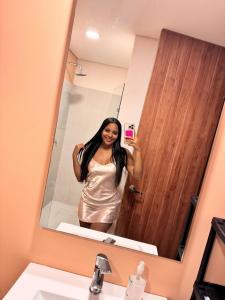 695805076: Chica busca chico en Salamanca