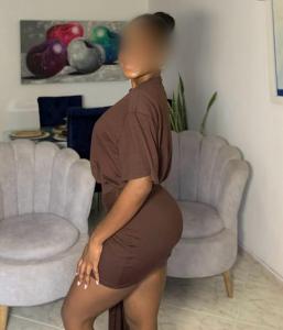 644149071: Chica busca chico en La Rioja