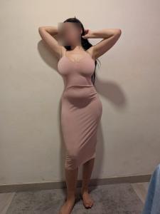 677646624: Chica busca chico en Barcelona