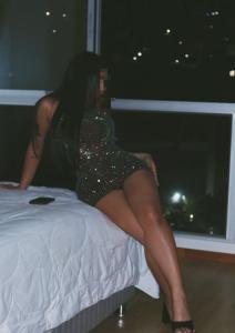 613633092: Chica busca chico en La Coruña