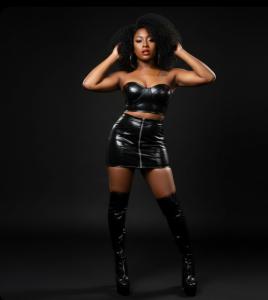 614987529: Chica busca chico en Álava