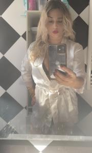 643876861: Chica busca chico en Madrid