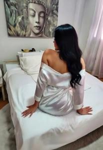 633474402: Chica busca chico en La Coruña