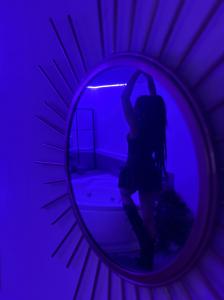 604270449: Chica busca chico en Madrid