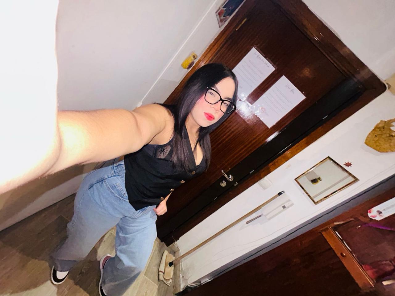613825812: Chica busca chico en Valencia