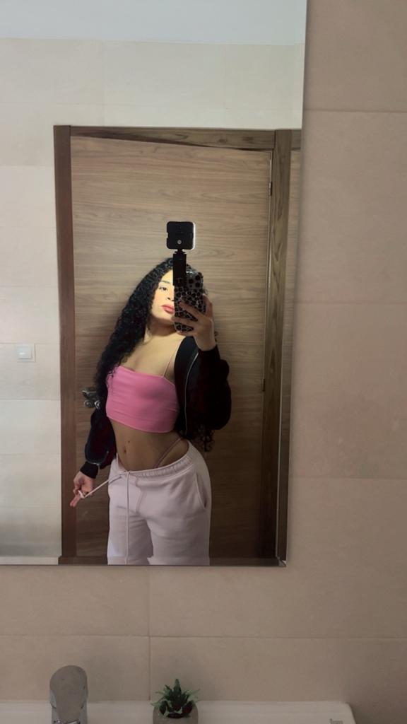 Chica busca chico en Sevilla: 