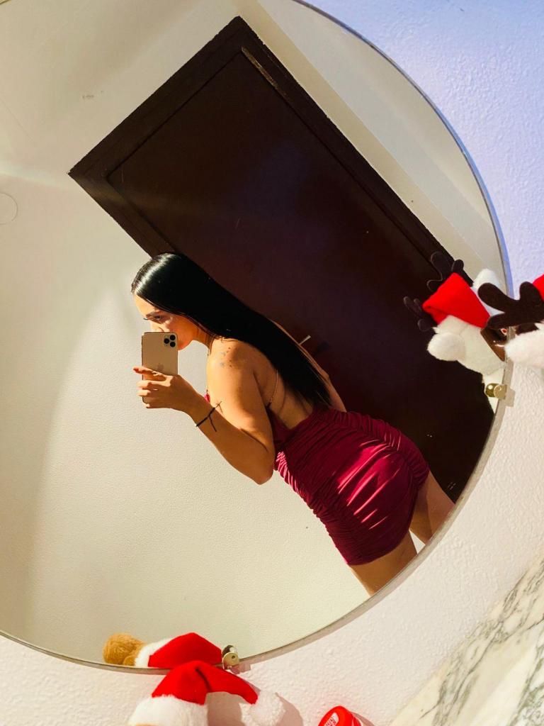 627478431: Chica busca chico en Zaragoza