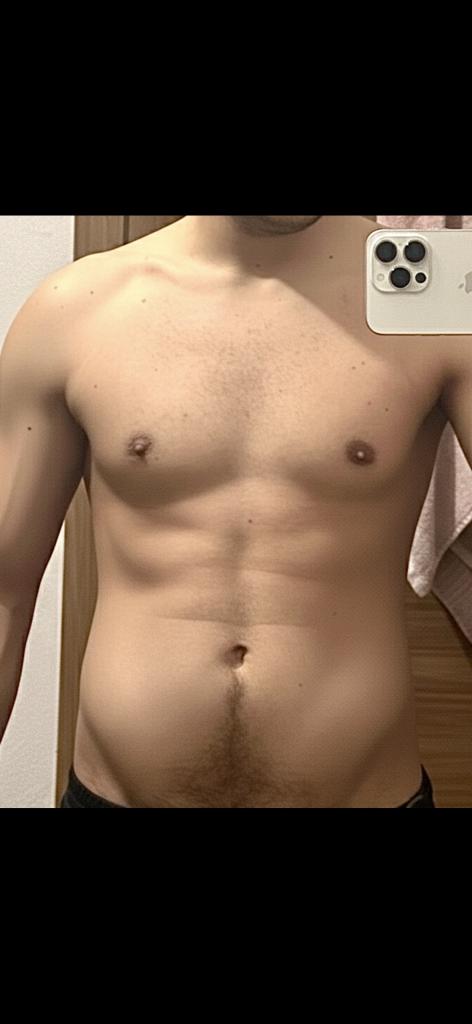 Chico busca chica en Sevilla: 