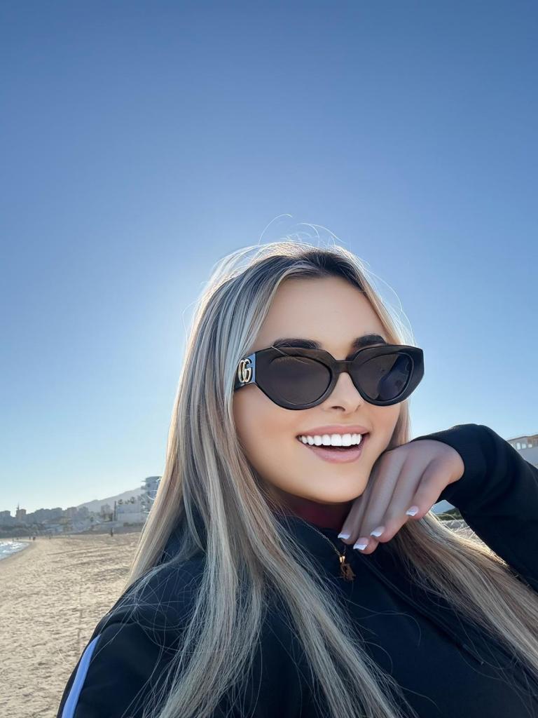 Chica busca chico en Cádiz: 