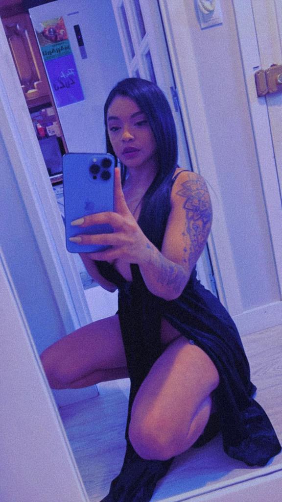 613431636: Chica busca chico en Orense