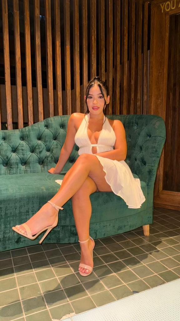 604493010: Chica busca chico en Málaga