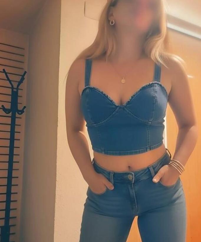 Chica busca chico en Tenerife: 