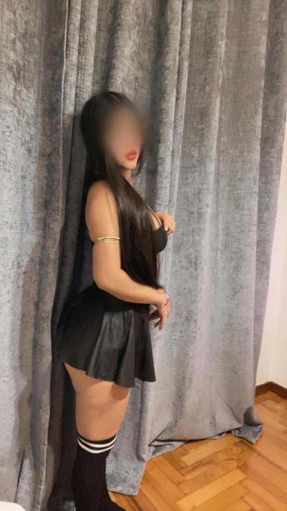 632957285: Chica busca chico en Pontevedra