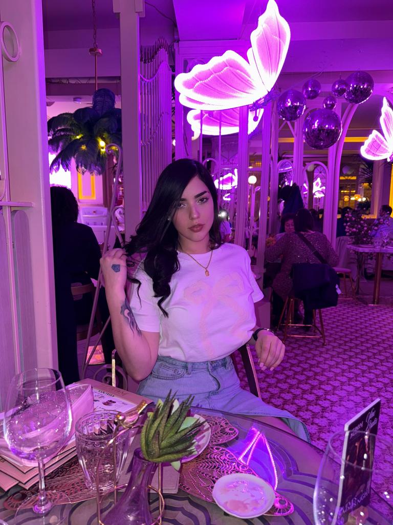 Chica busca chico en Tenerife: 