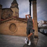 604118311: Chico busca chica en Asturias