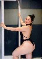 695977747: Chica busca chico en Barcelona