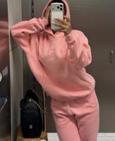 747860564: Chica busca chico en Madrid