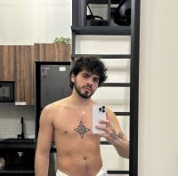 657760729: Chico busca chica en Valencia