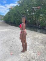 633882439: Chica busca chico en Málaga