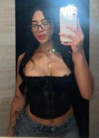 690646733: Chica busca chico en Ibiza