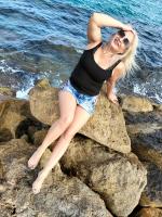 613909757: Chica busca chico en Guipúzcoa