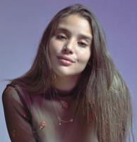 613998260: Chica busca chico en Orense