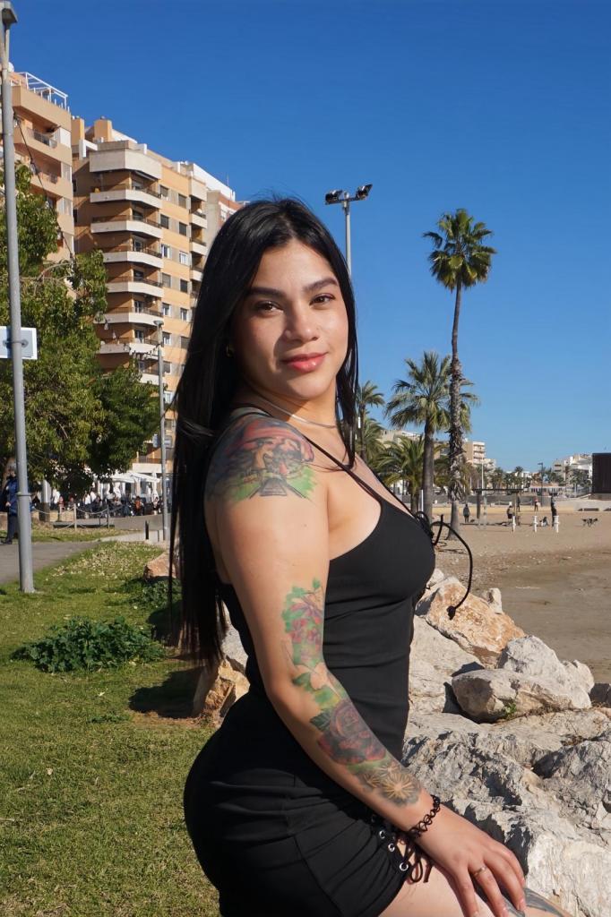 617274000: Chica busca chico en Castellón