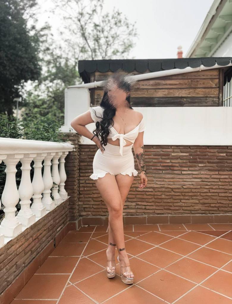 672117470: Chica busca chico en Málaga