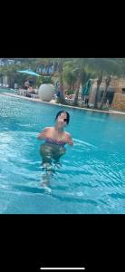 674148179: Chica busca chico en Sevilla