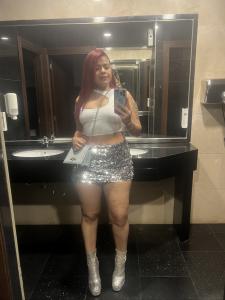 Chica busca chico en Sevilla: 