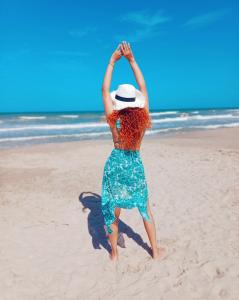 670701662: Chica busca chico en Valencia