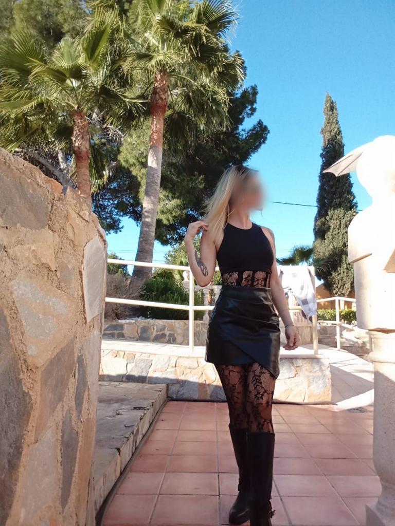 Chica busca chico en Zaragoza: Chica busca chico