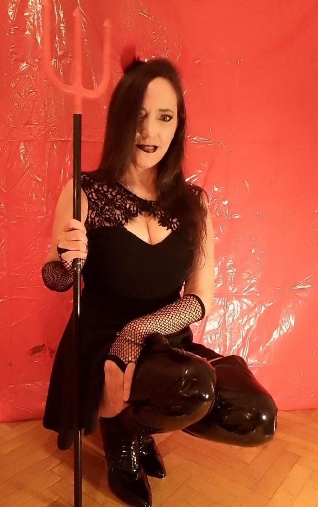 Chica busca chico en Madrid: 