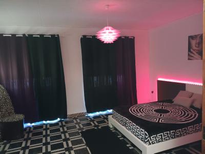 Chica busca chico en Valencia: 