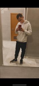 Chico busca chica en Valencia: 