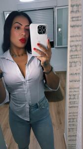 Chica busca chico en Granada: 