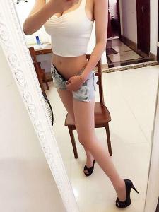 667377188: Chica busca chico en Madrid