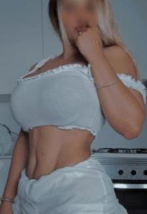 677690107: Chica busca chico en Mallorca