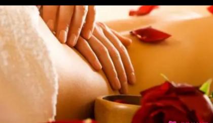 623492262: Chica busca chico en Málaga