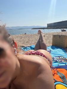 611876528: Chica busca chico en La Coruña