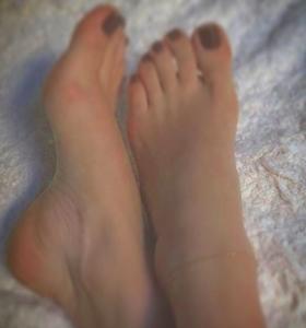 672573289: Chica busca chico en Barcelona