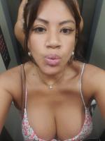 610841923: Chica busca chico en Málaga