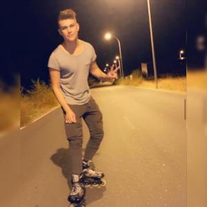 Chico busca chica en Toledo: 