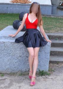 607115613: Chica busca chico en Navarra